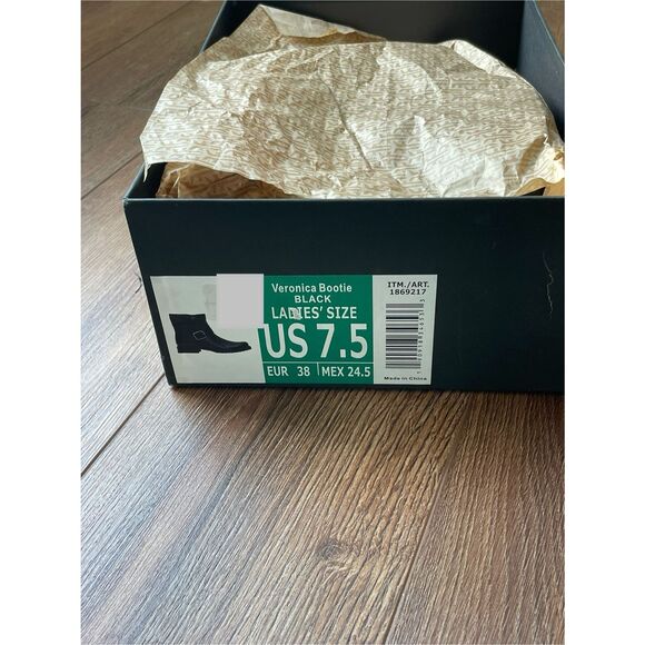 Frye‎ Women Veronica Bootie New In Box Size 7.5 - Picture 2 of 7